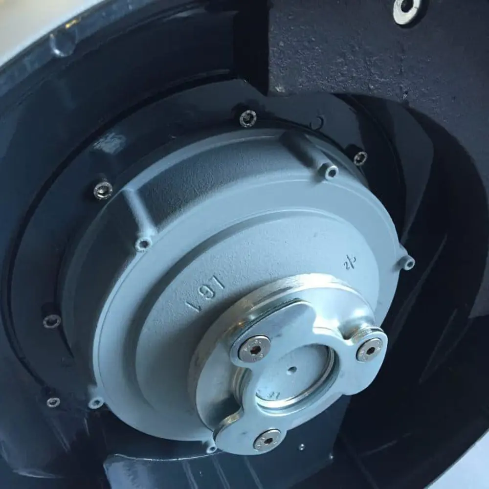 Floorpul C43 TSN ERG schrobmachine onderzijde met aandrijfmechanisme