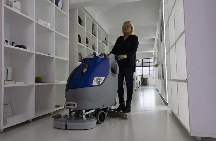 HD-Floorpul-Ruby-55-industriële schrobzuigmachine