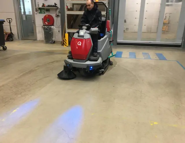 Schrobveegmachine met veel capaciteit en ook veel comfort