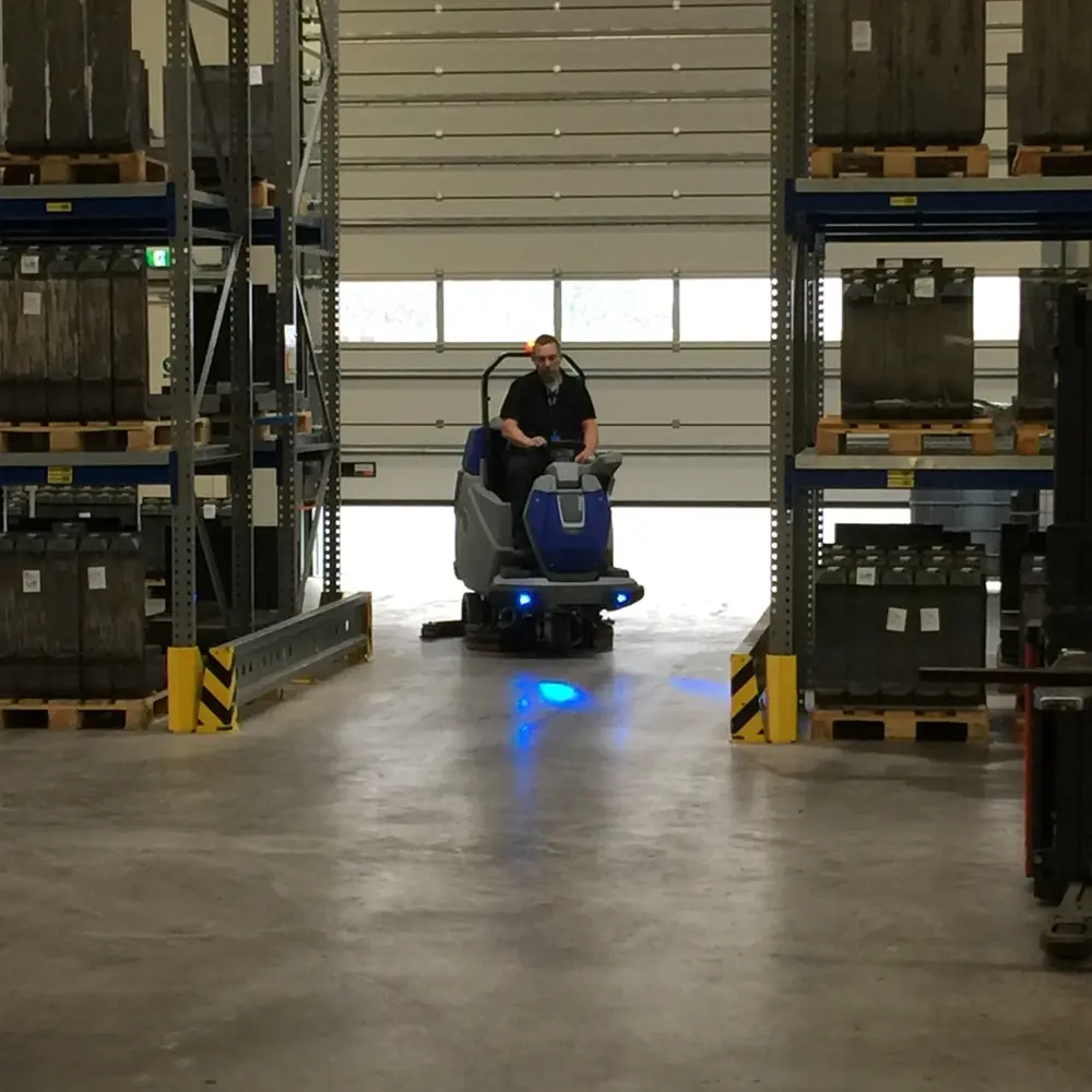 Floorpul Topaz 90 schrobmachine van HD van Dijk Reinigingstechniek