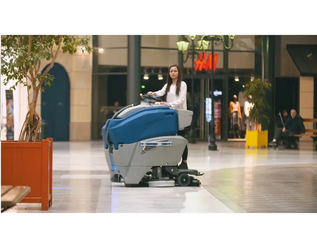 Diverse schrobmachines voor de retail & horeca