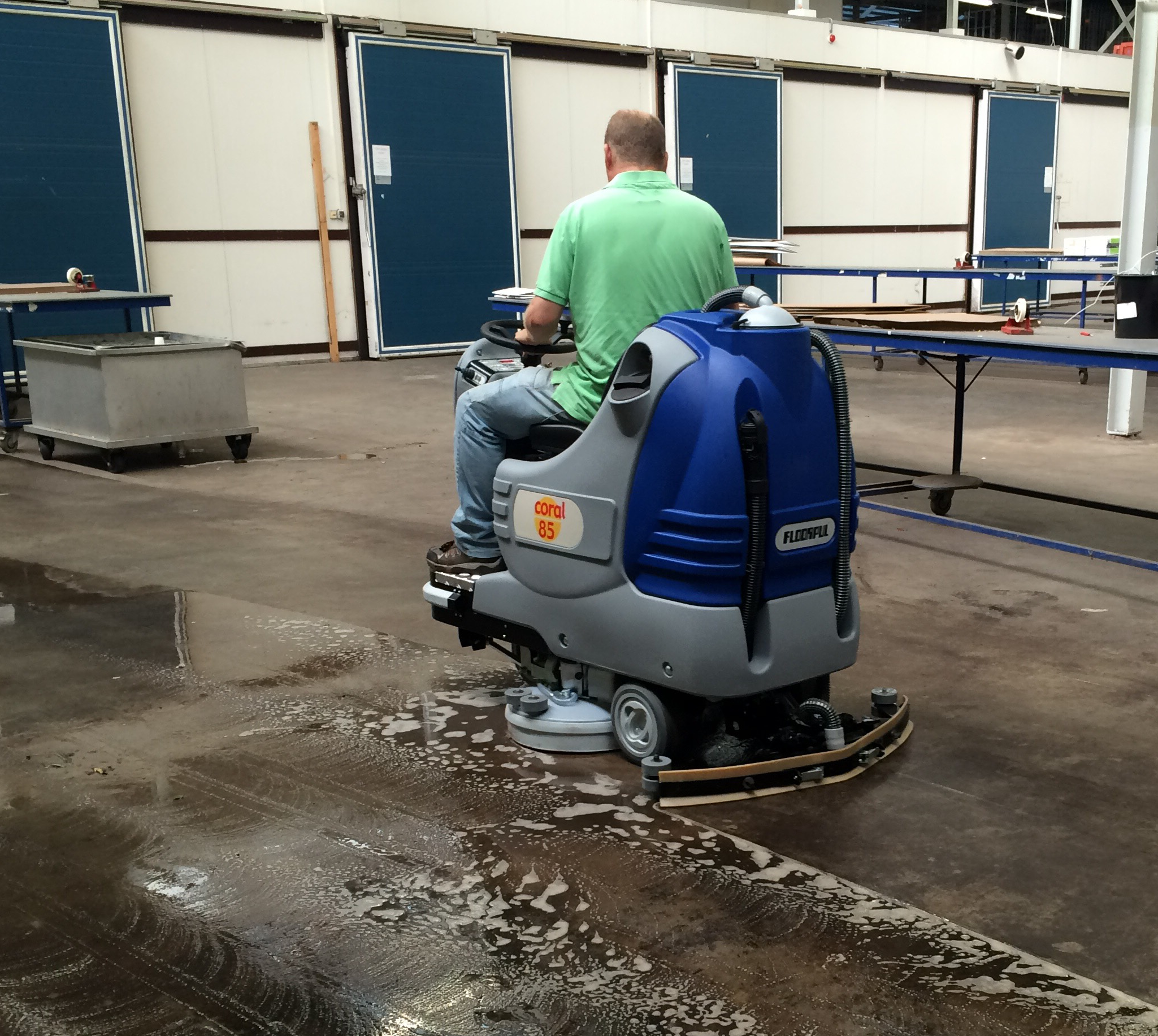 Schrobmachine met veel capaciteit en ook veel comfort