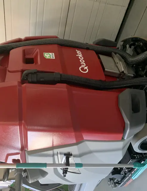 Een zit schrobmachine voor de schoonmaakbranche