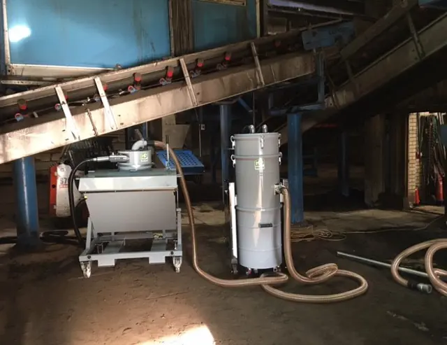 Industriele stofzuiger voor betonindustrie