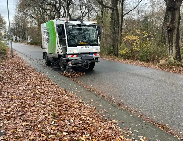 Dulevo D6 veegwagen voor aannemers die geld willen verdienen door sneller te vegen en geen tijd meer te verliezen. 