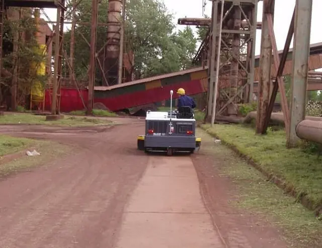 Industriële veegmachine voor grote opervlaktes