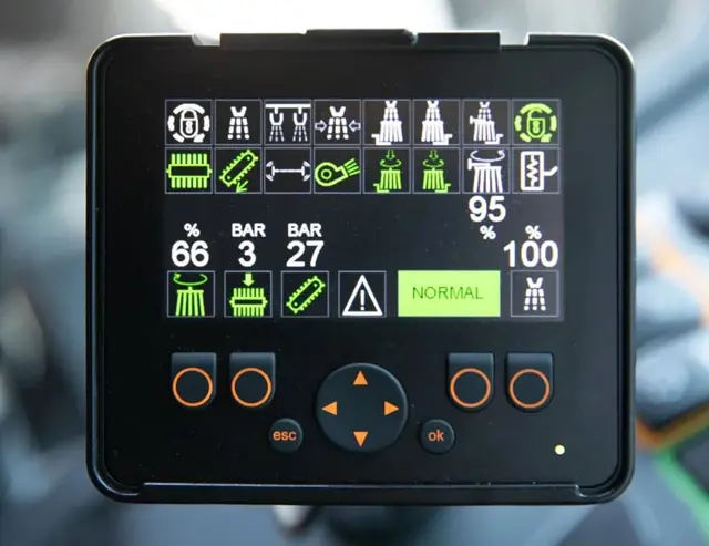 Alle functies voor de chauffeur overzichtelijk in de straatveegmachines van Dulevo