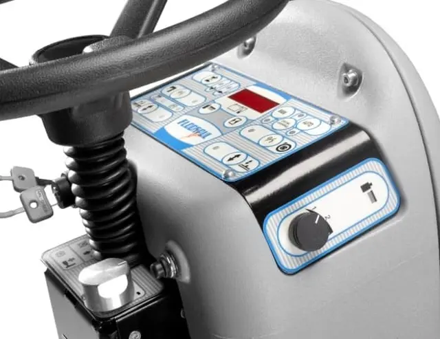 Eenvoudige bediening van de zit schrobmachine Coral 70S