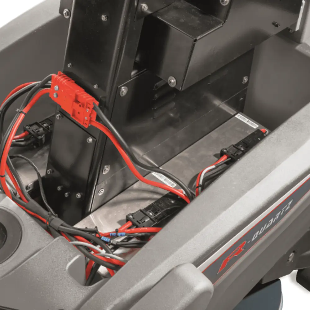 Batterijcompartiment van de Floorpul RQuartz schrobmachine met lithium-accu