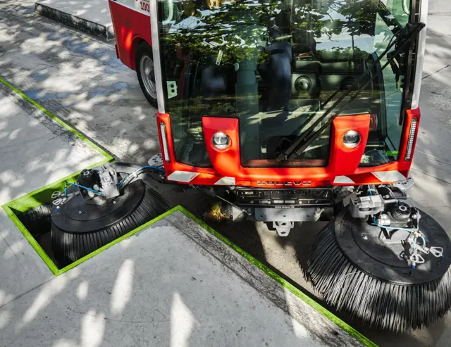 De wendbare elektrische straatveegmachine, de Dulevo Dzero2