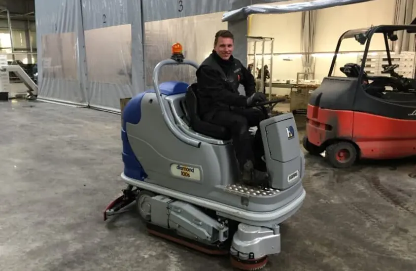 HD-Floorpul-diamond 100-zit op schrobzuigmachine