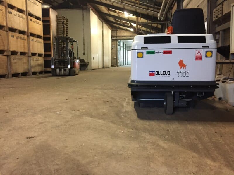 Industriële veegmachine Dulevo 1100 in de praktijk