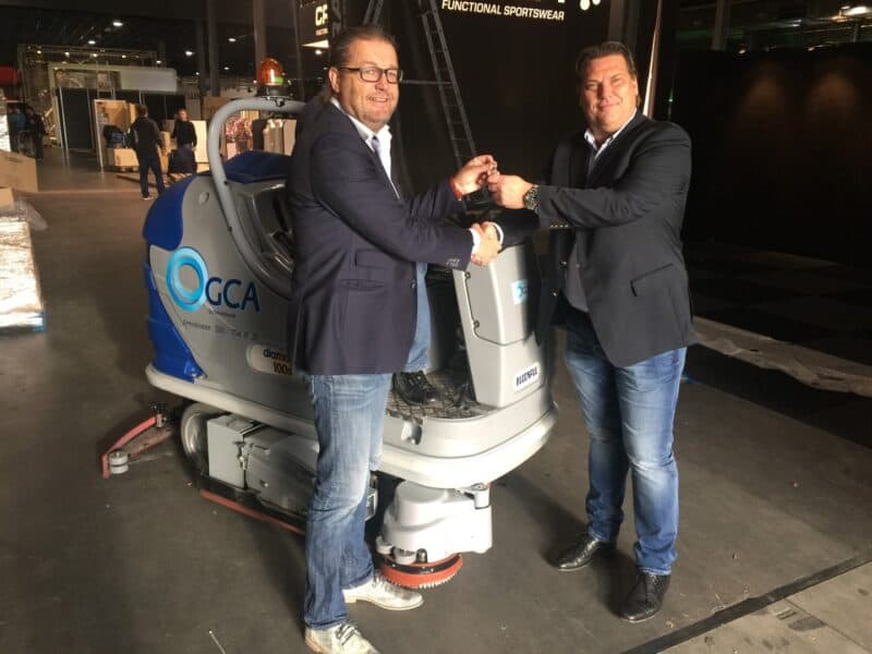 HD-Floorpul-diamond 100-zit op schrobzuigmachine