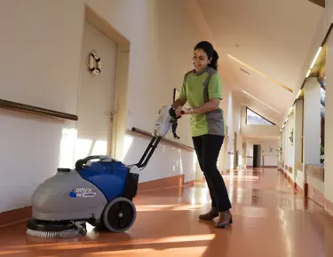 Floorpul Onyx 35 lithium compacte lithium schrobmachine voor professionele vloerreinigning in Nederland