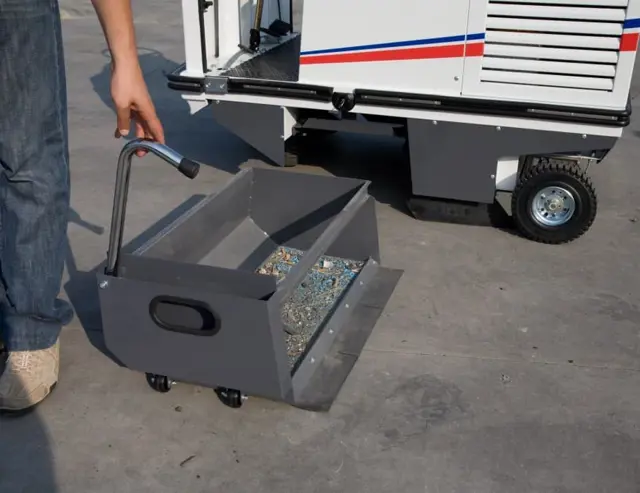 Veegmachine in de metaalindustrie