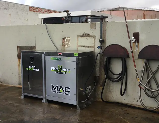 Een RVS uitvoering van de MAC Plantmaster electric
