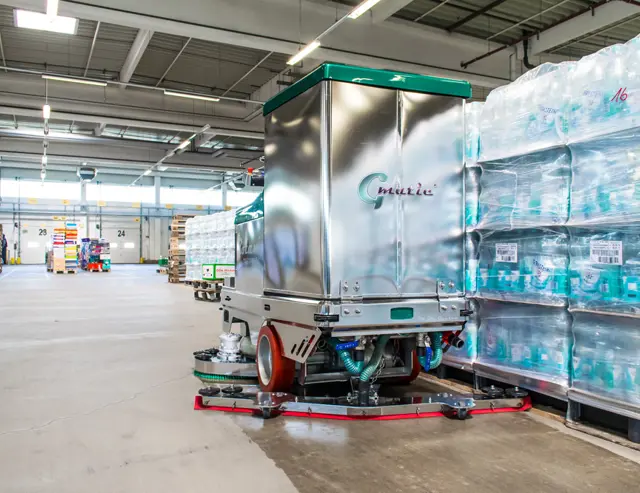 Gmatic machine in een grote distributiehal