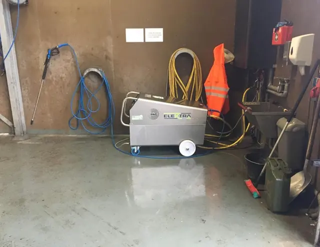 Emissievrije hogedrukreiniger voor de industrie