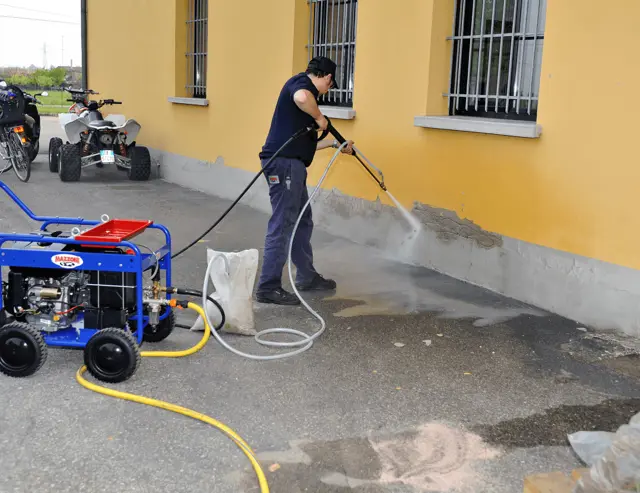 De professionele koudwater benzine hogedrukreiniger, de KB4025