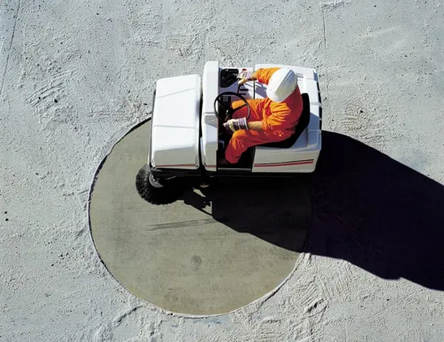 Industriële veegmachine voor grote opervlaktes