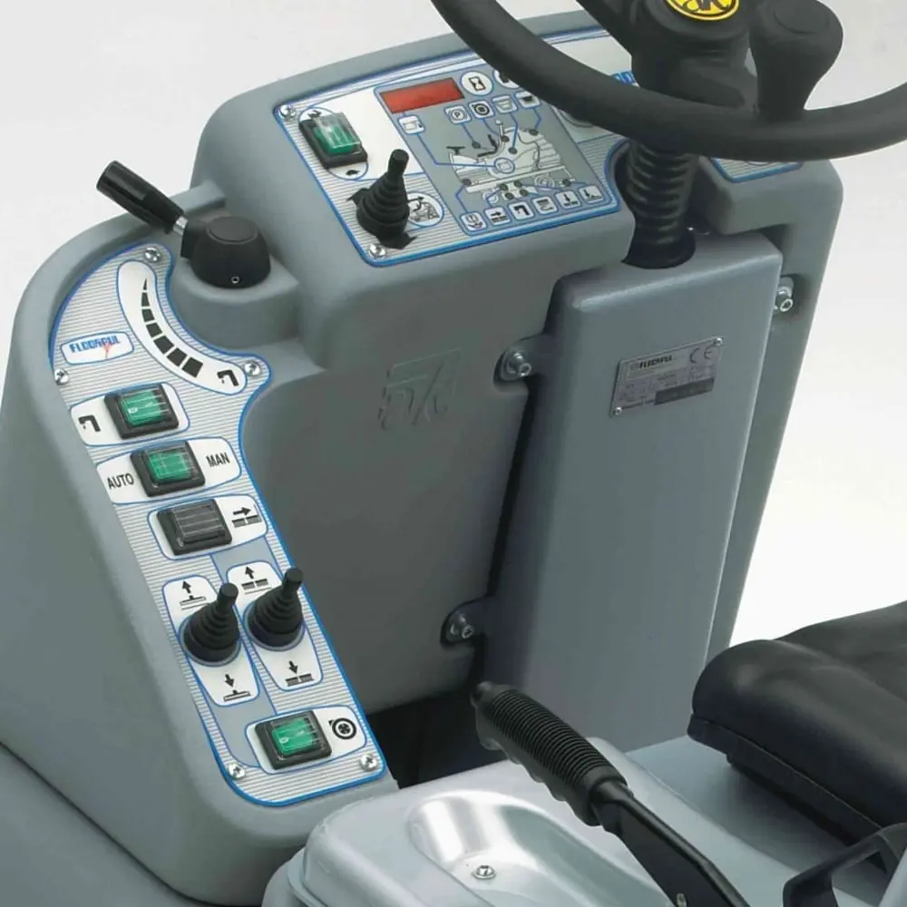 Floorpul Diamond 100 grote zit-schrobmachine voor professionele vloerreinigning in Nederland